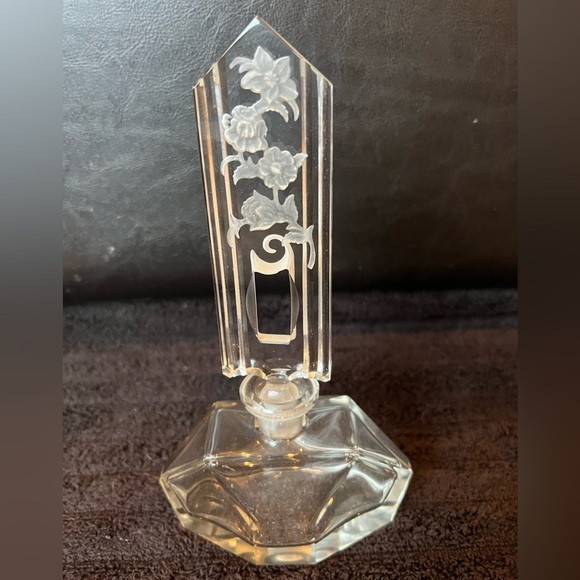 Vintage Czech Glass Perfume Bottle with Engraved Floral Design - Picture 4 of 14